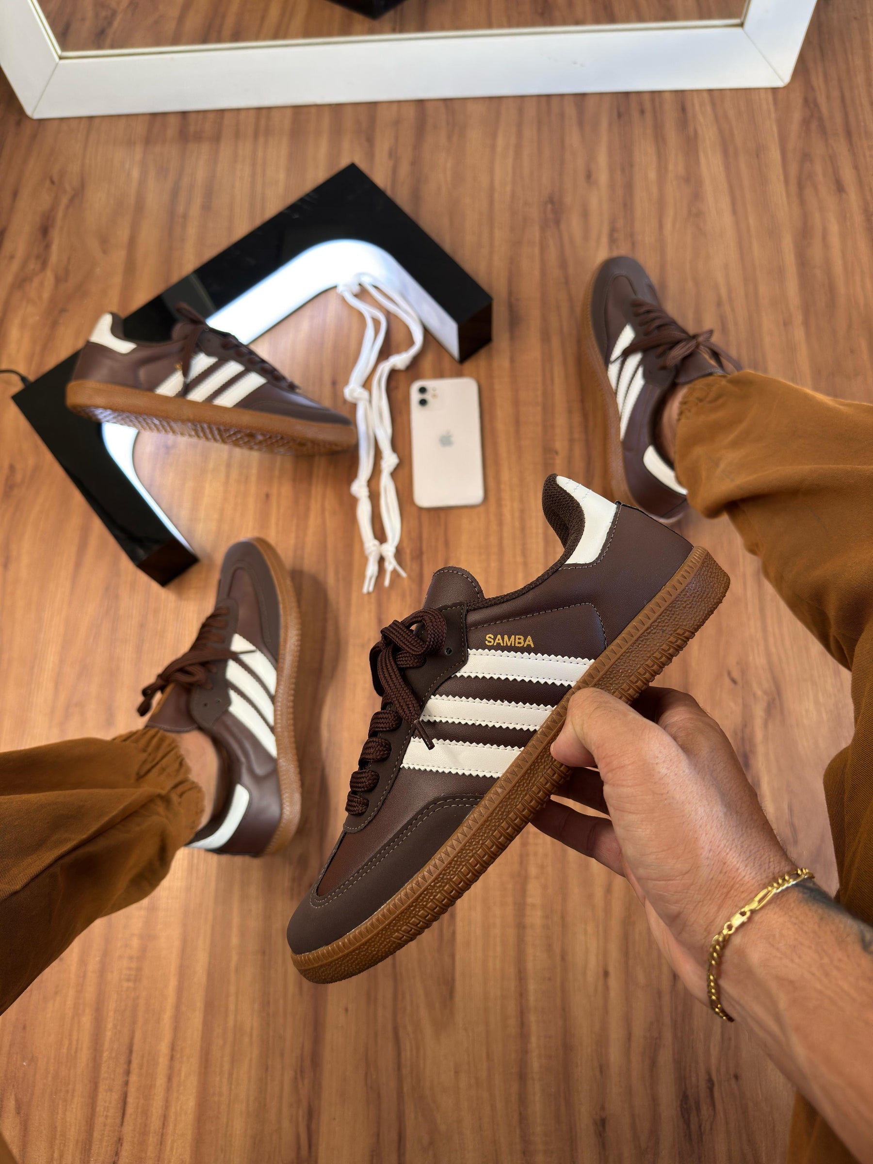 Adidas Samba - Marrom