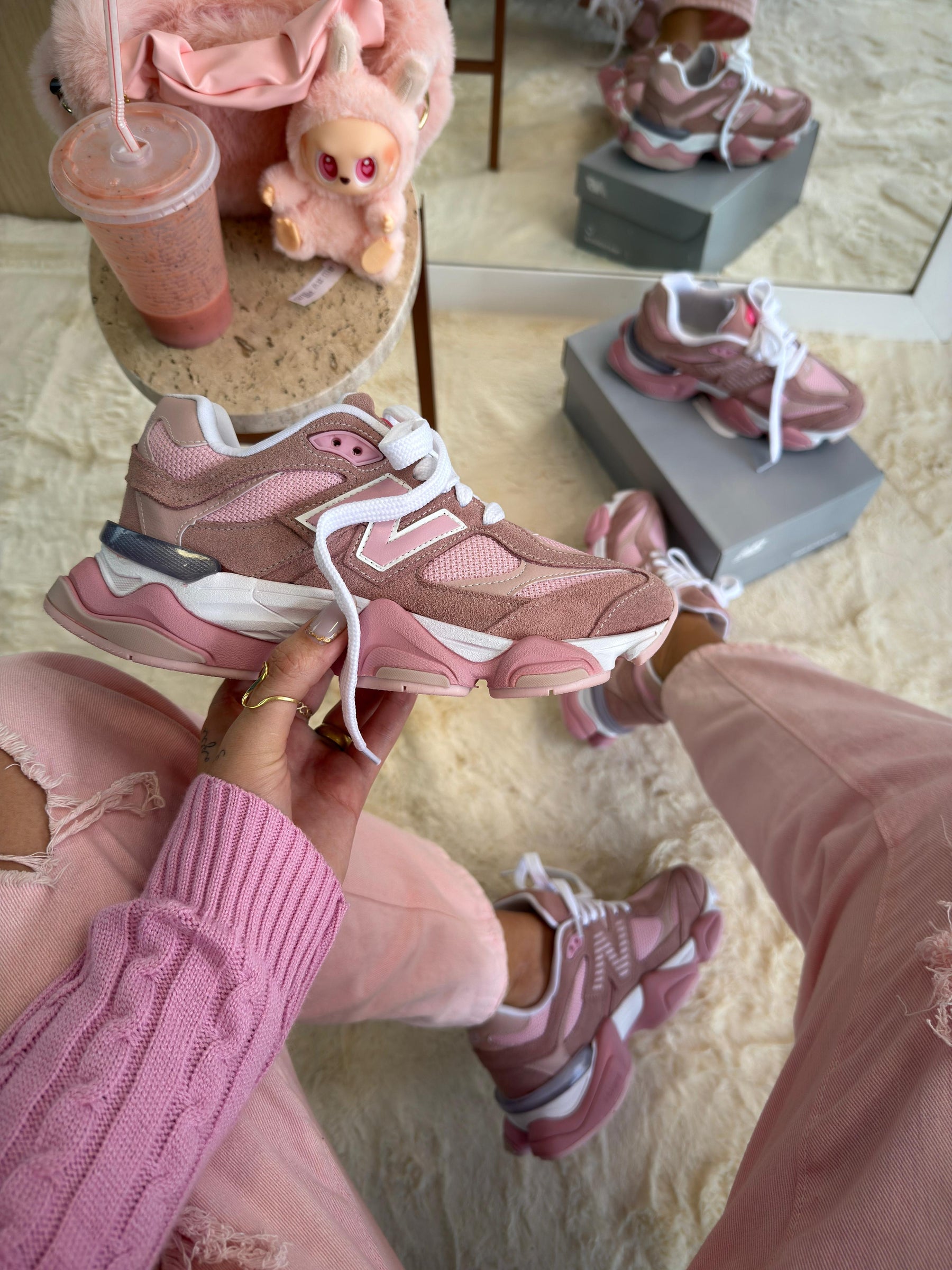 New Balance 9060