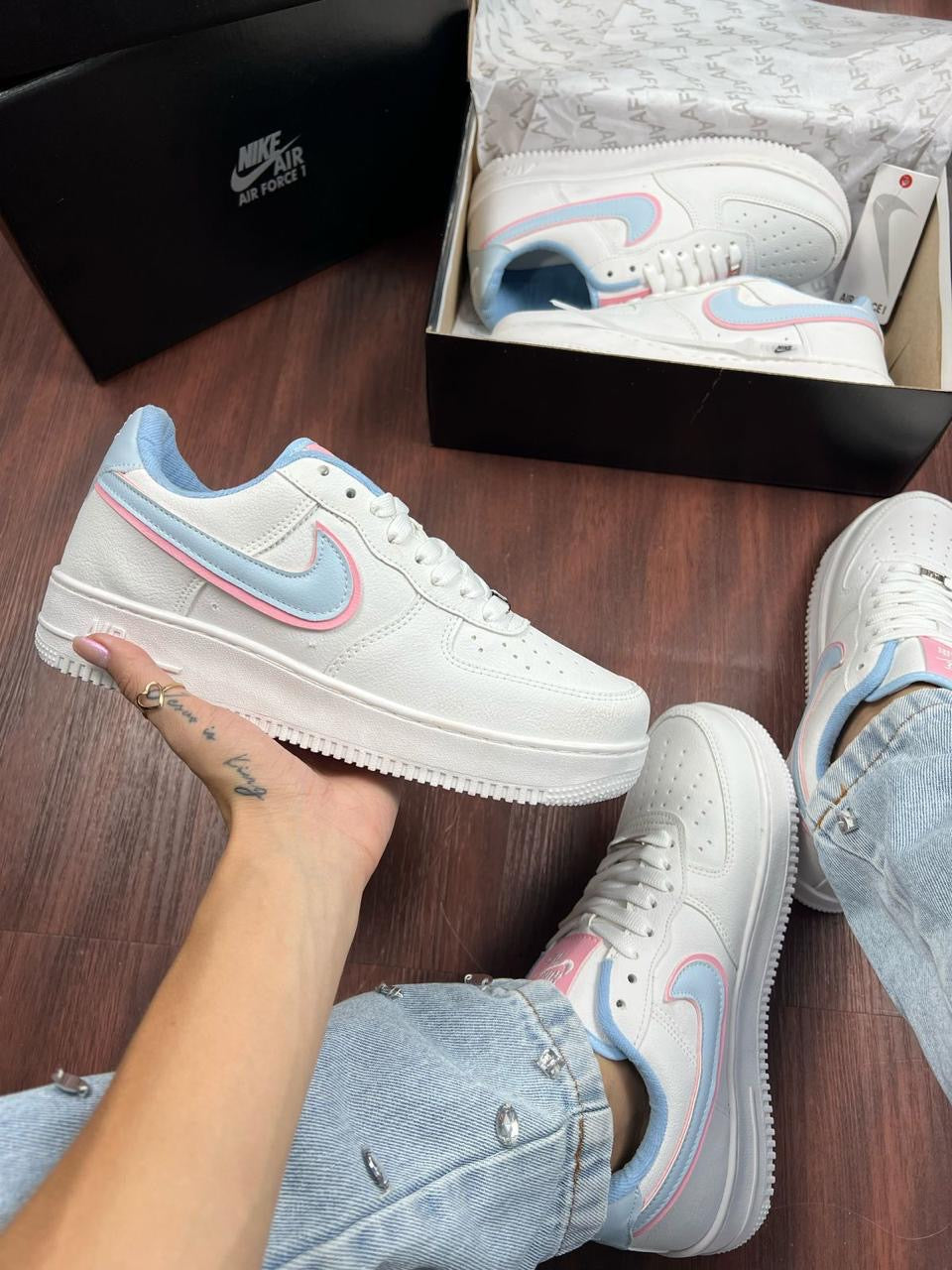 Nike Air Force - Colors