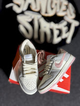 Dunk Low Flamingo