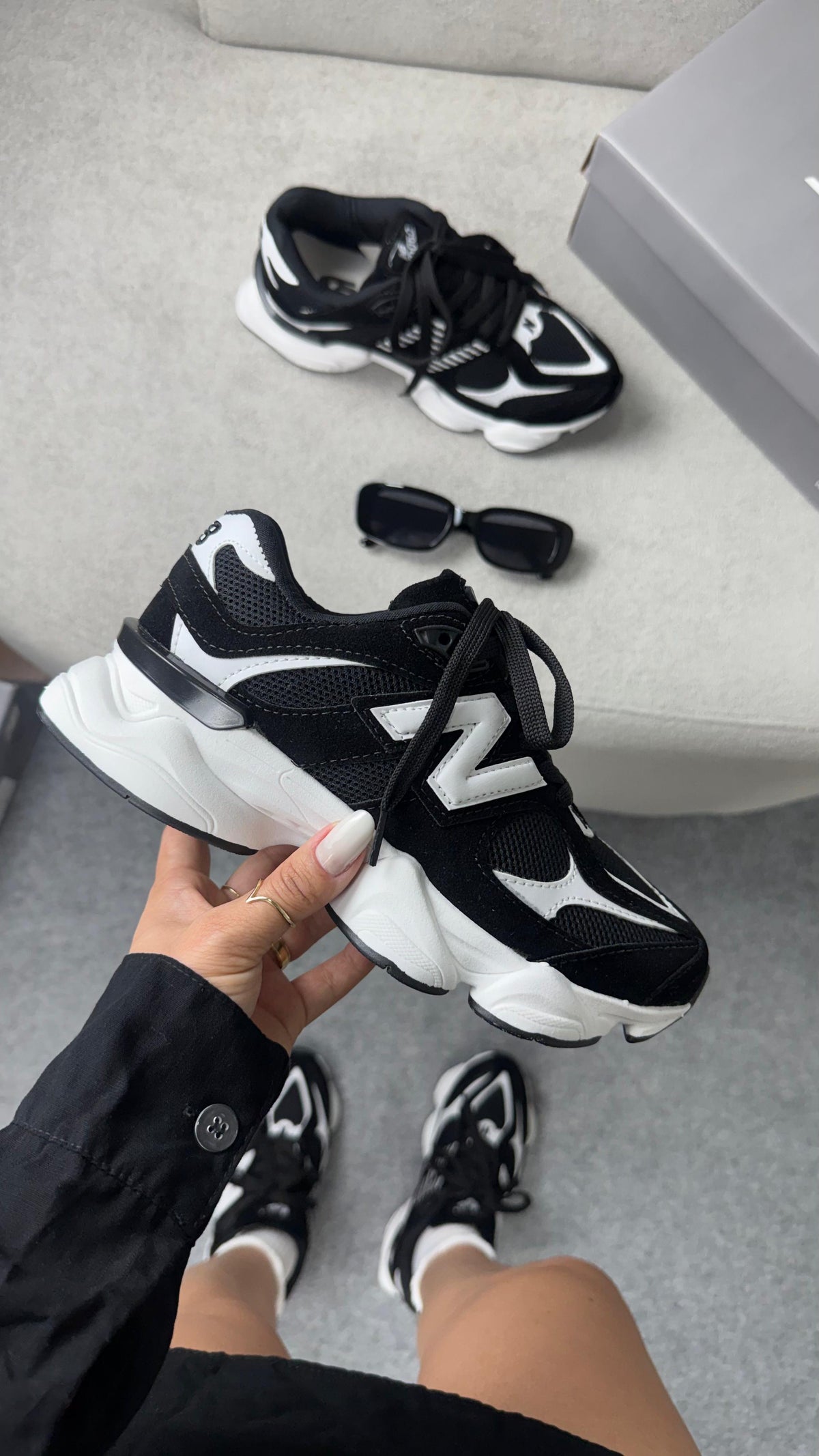 New Balance 9060 - Preto/Branco