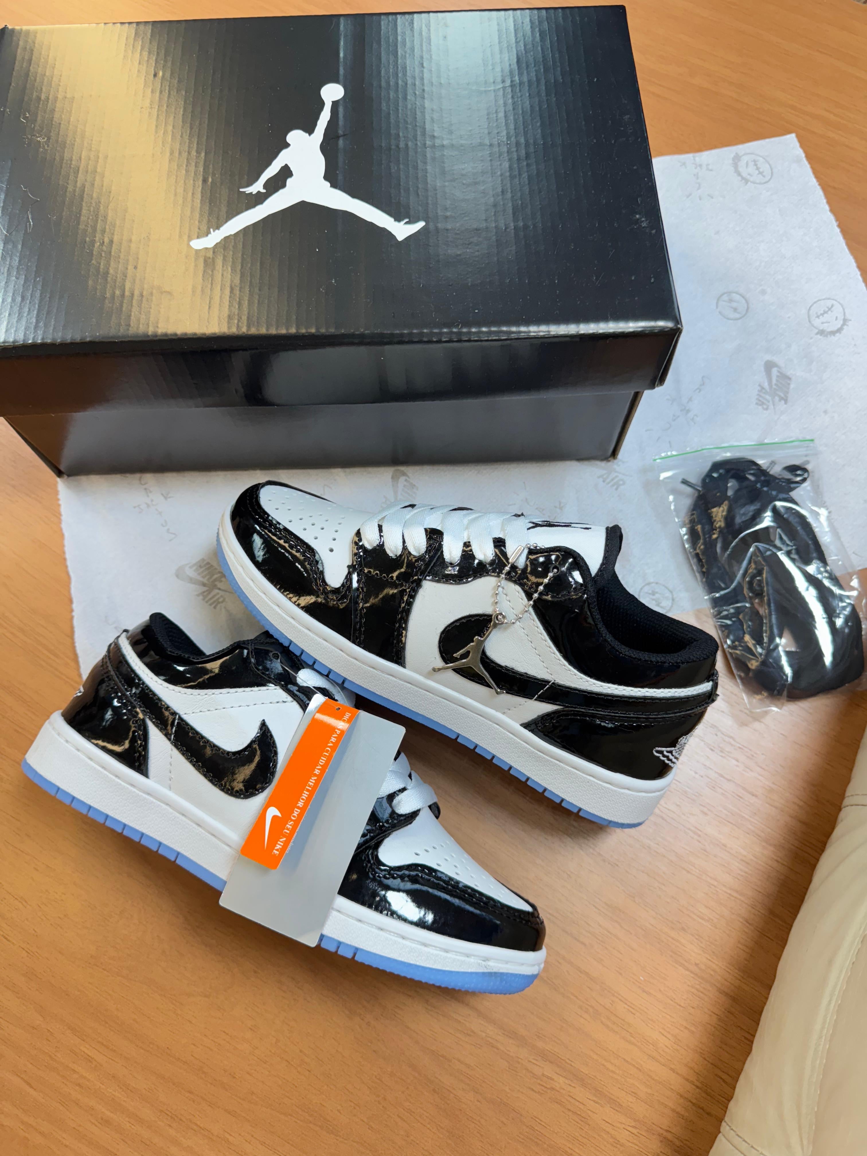 Nike Air Jordan - Verniz