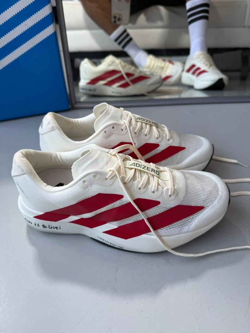 Adidas Adizero Evo - Bege/vermelho