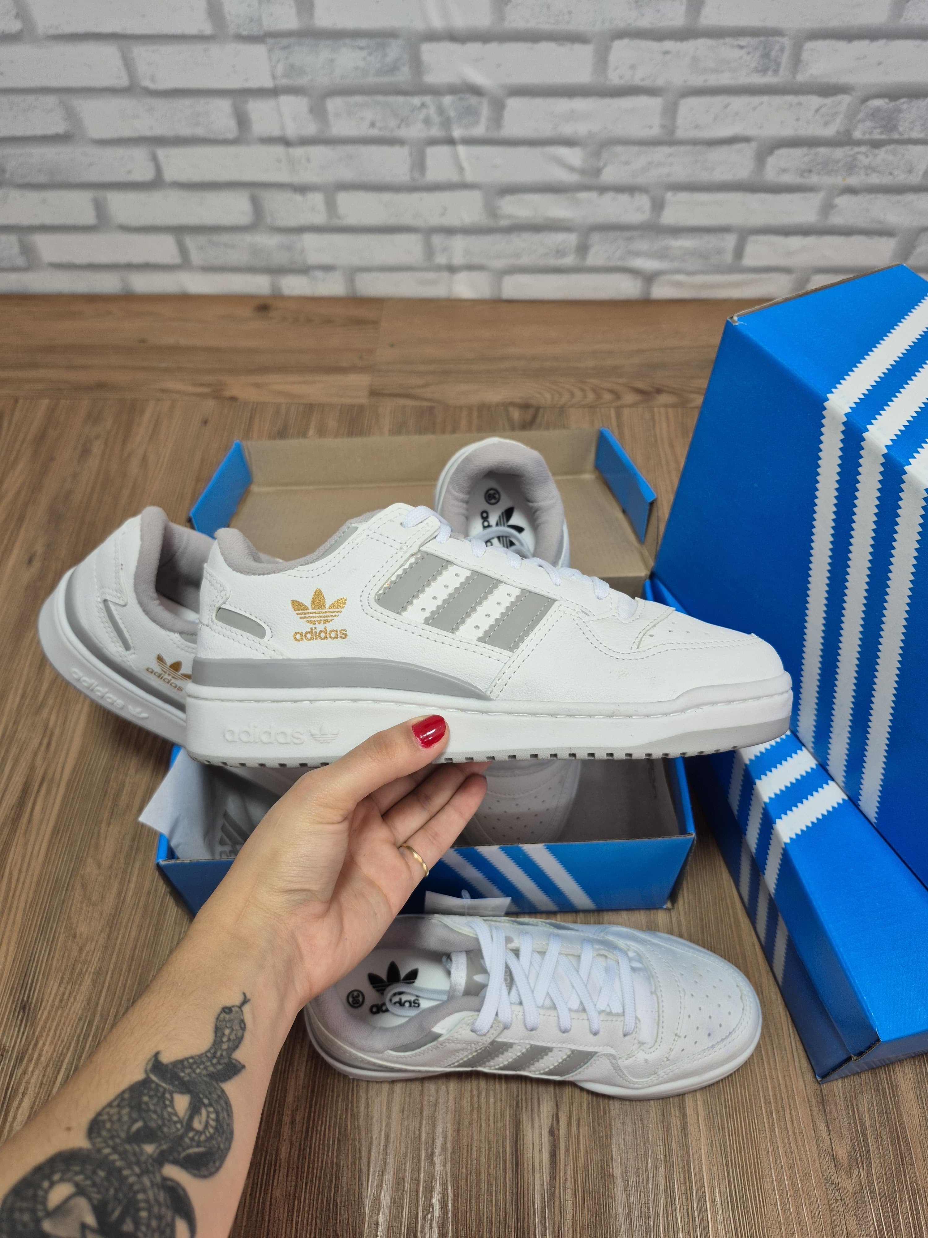 Adidas Fórum Low - Branco/Cinza
