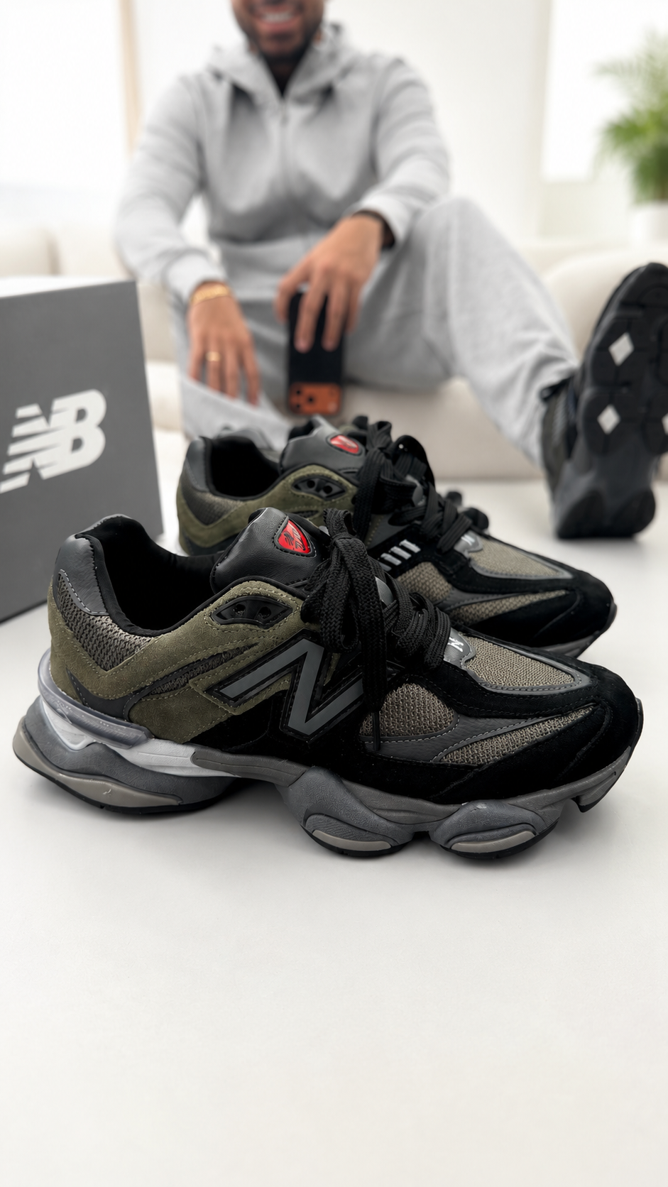 New Balance 9060 - Cinza/Musgo