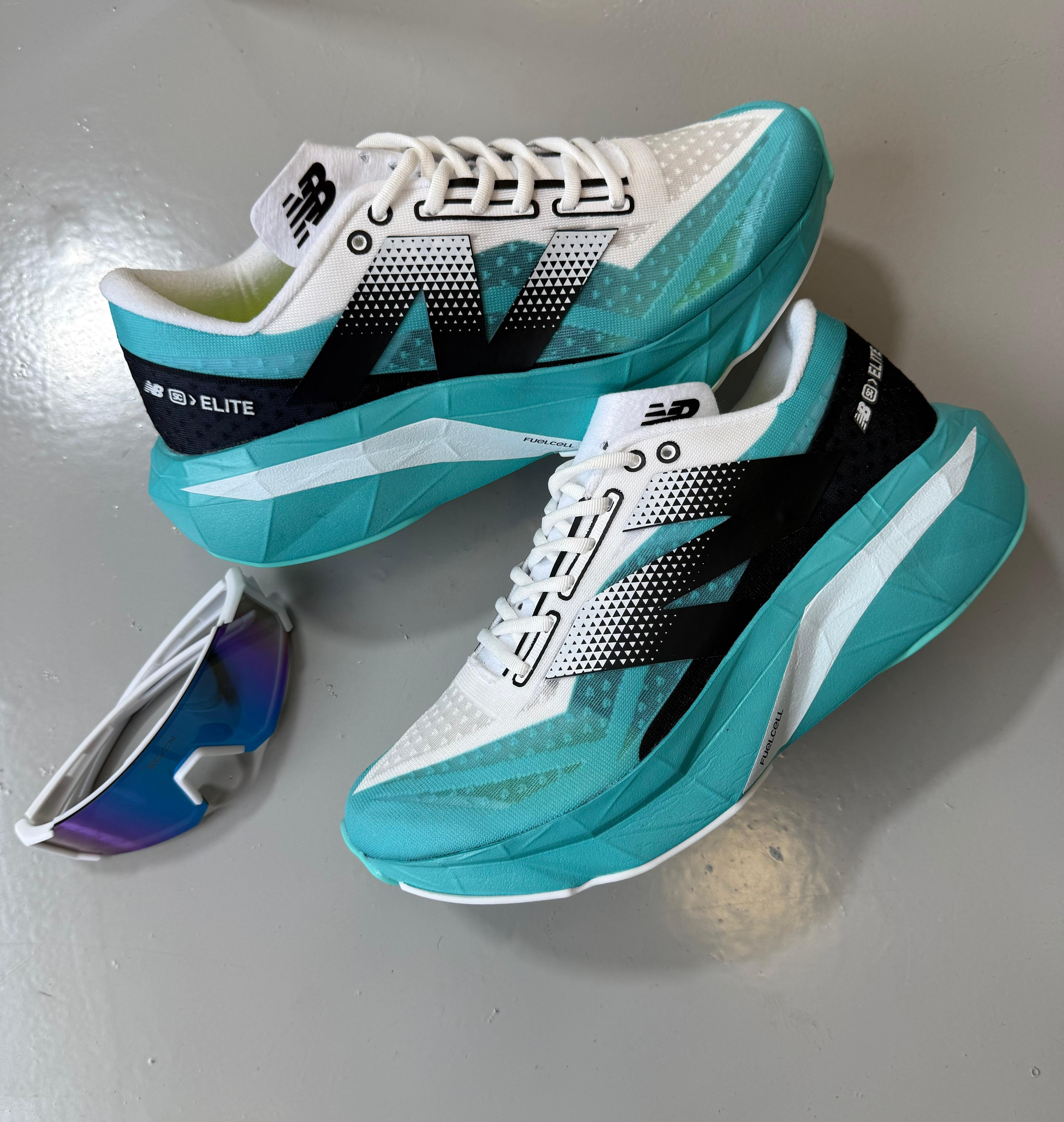 New Balance Fuecell