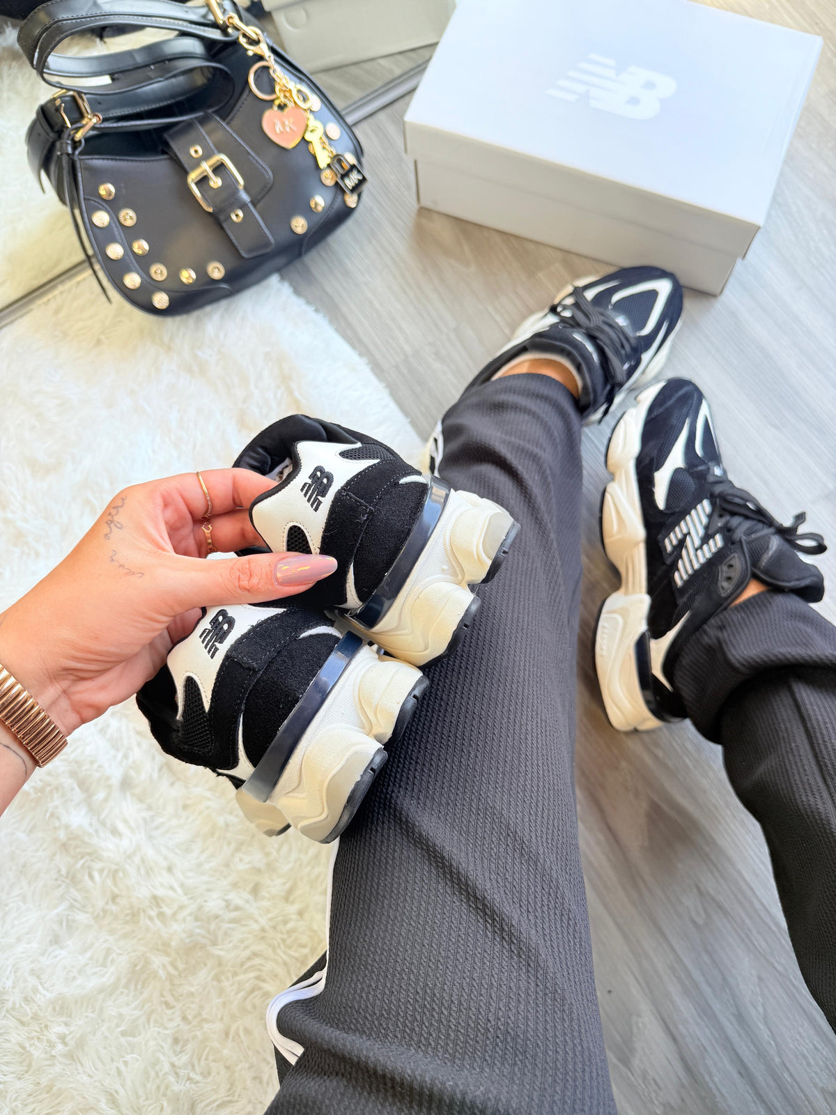 New Balance 9060