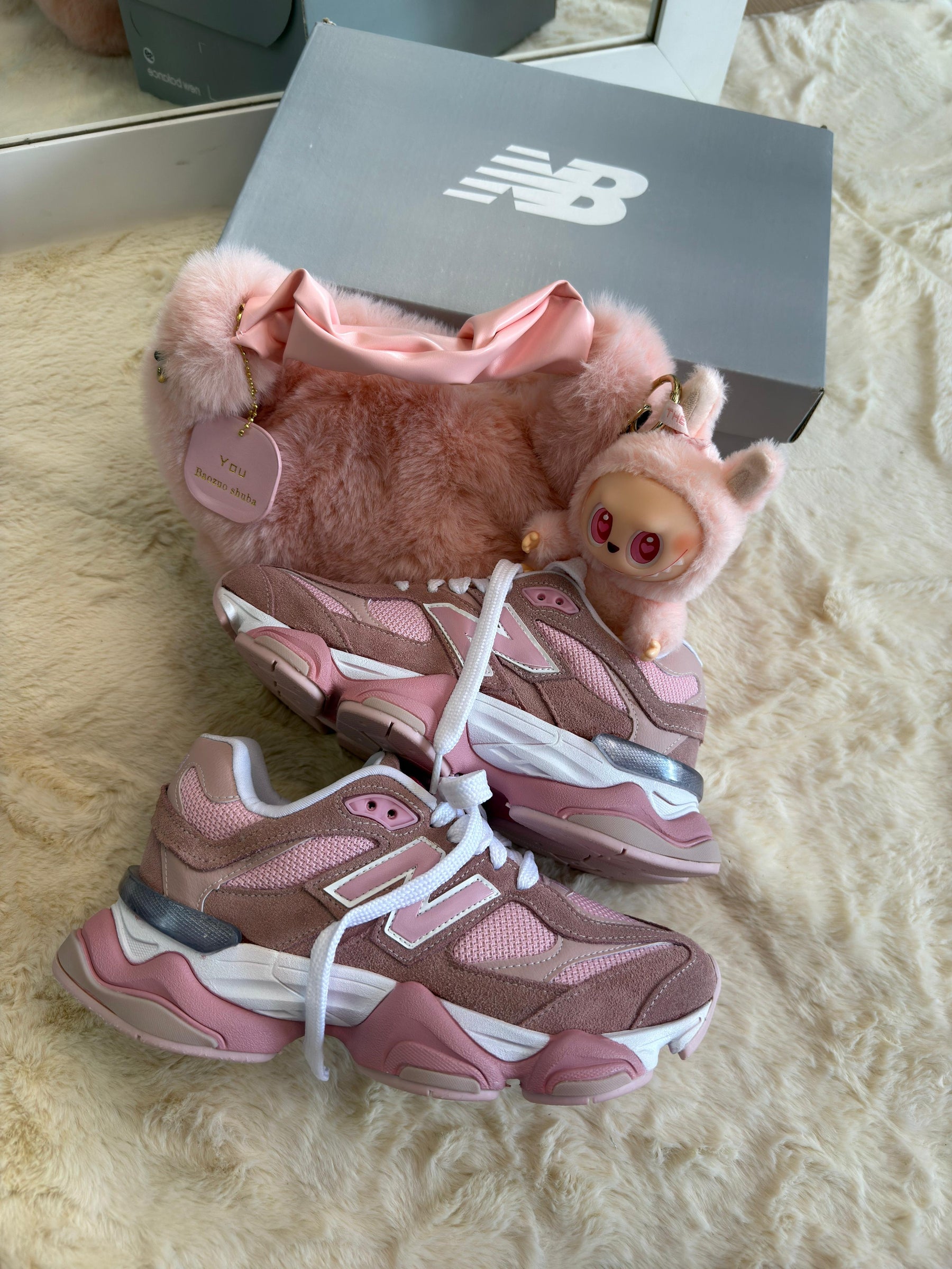 New Balance 9060