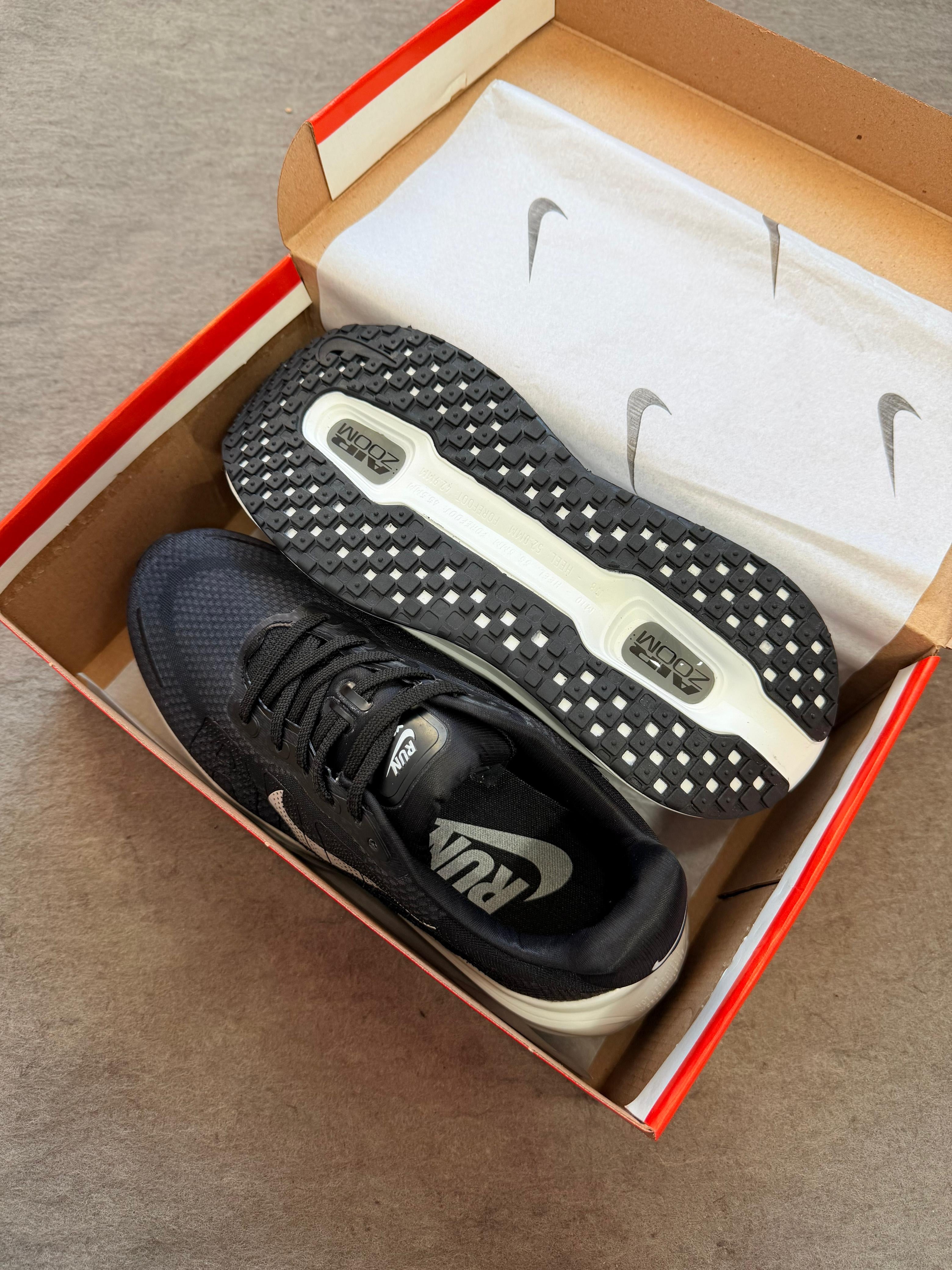 Nike vomero Importado