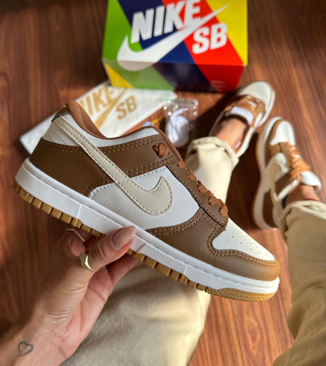 Nike Dunk Low - OFF/Caramelo