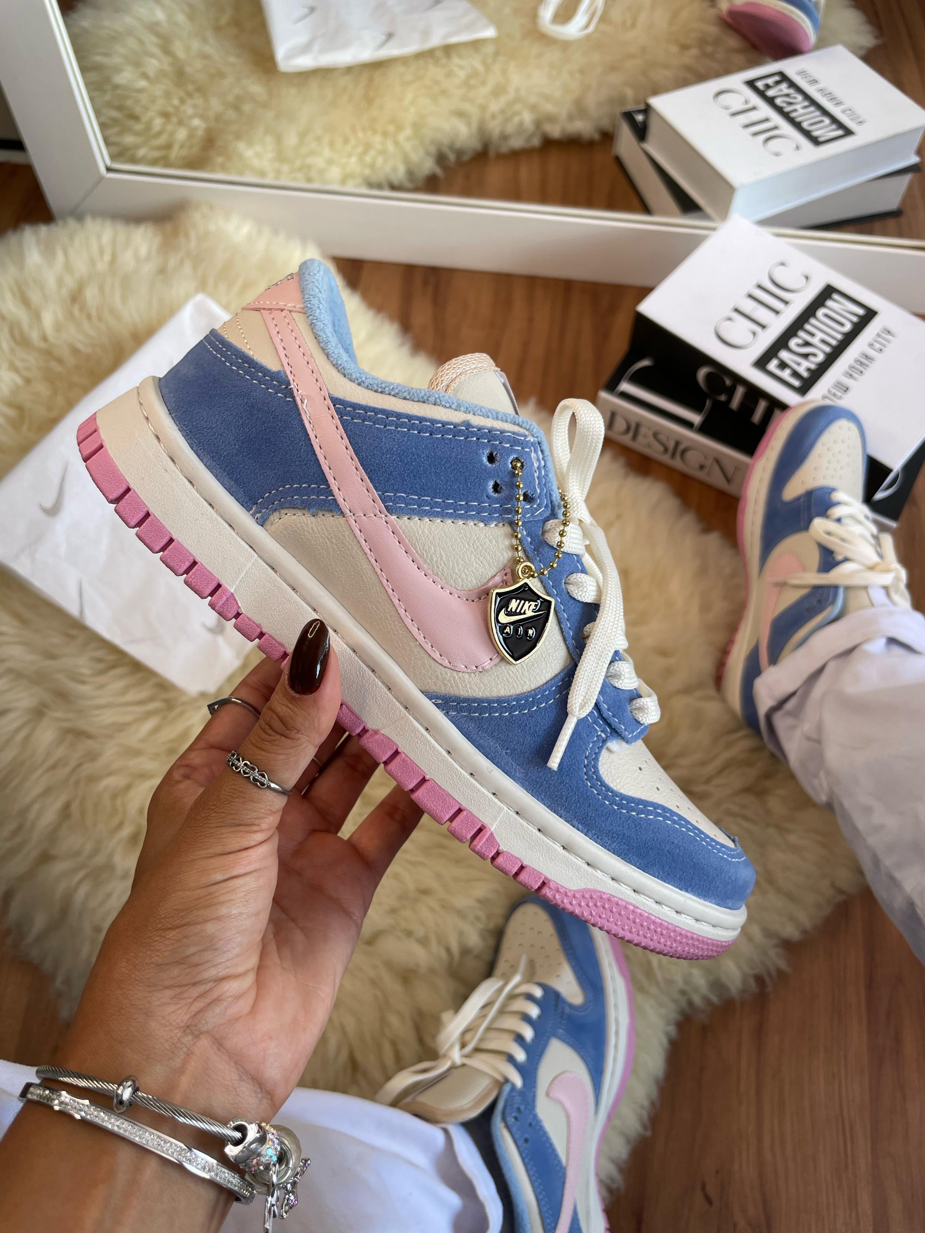 Nike Dunk Low - azul/rosa