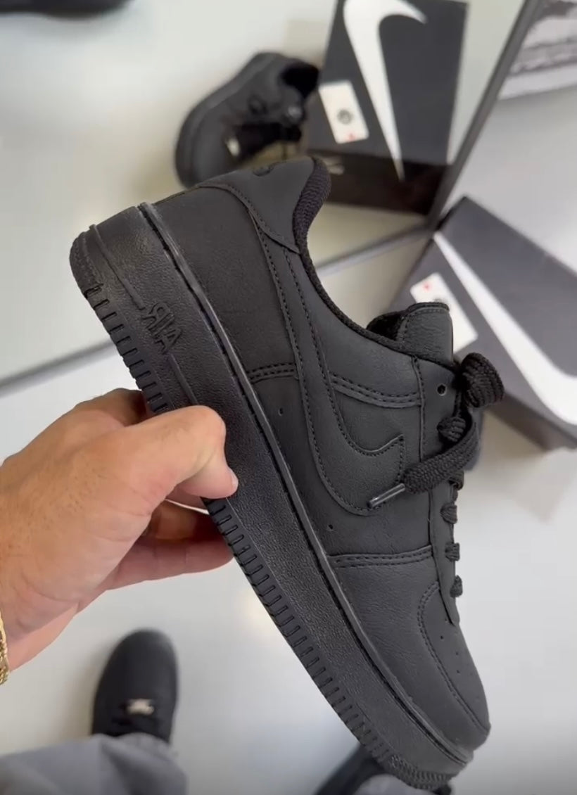 Air Force - F1 Black