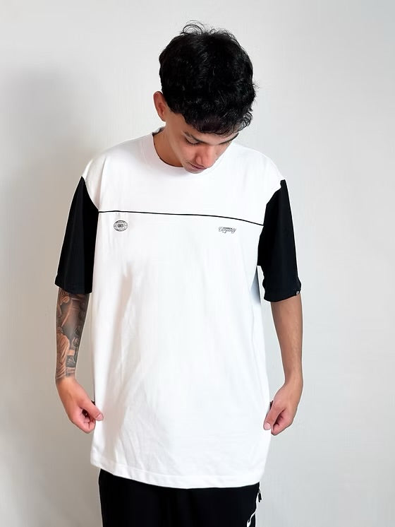 Camisa Oversized Bombeck - Branca/Preto