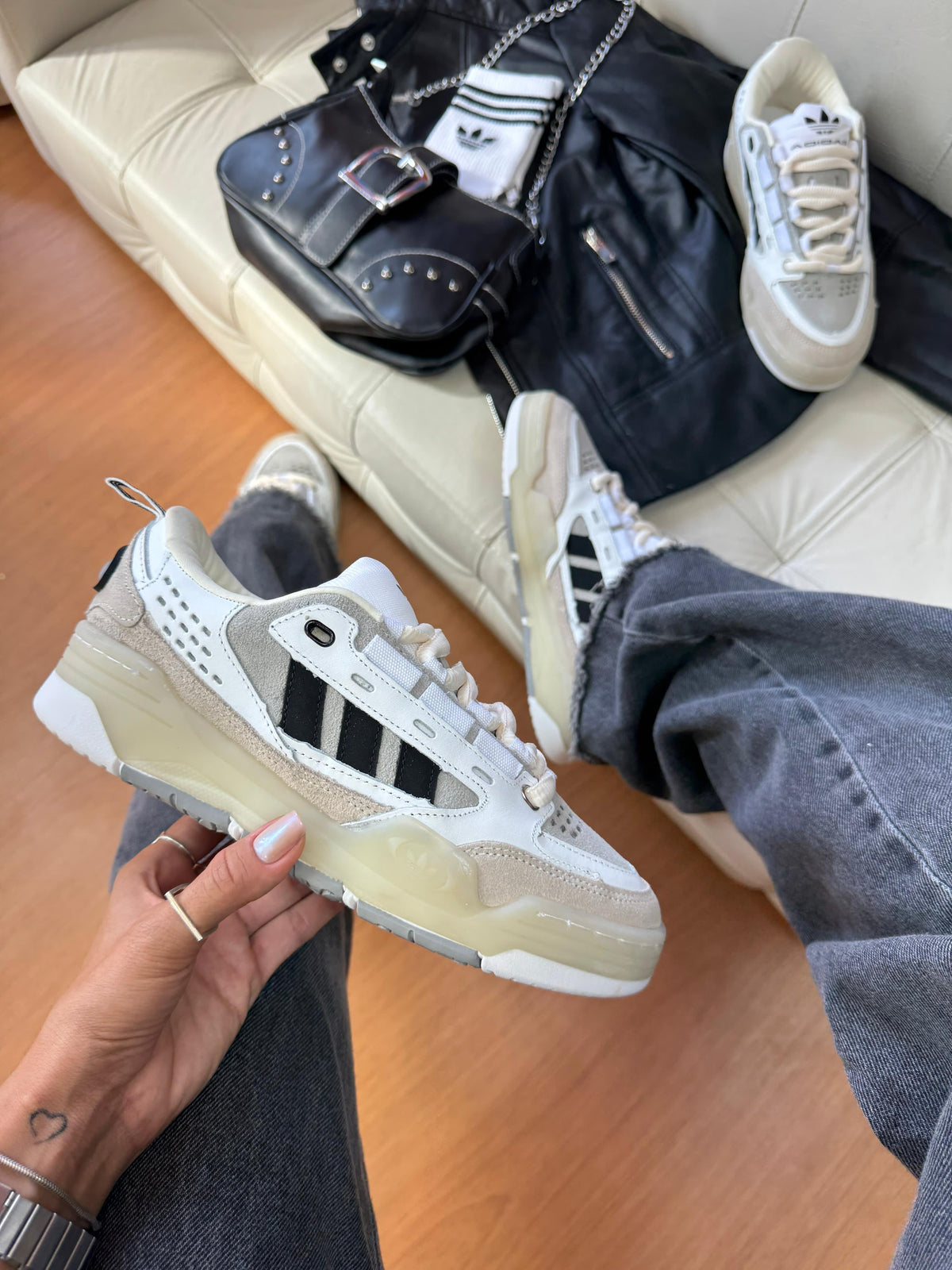 Adi2000 - Off