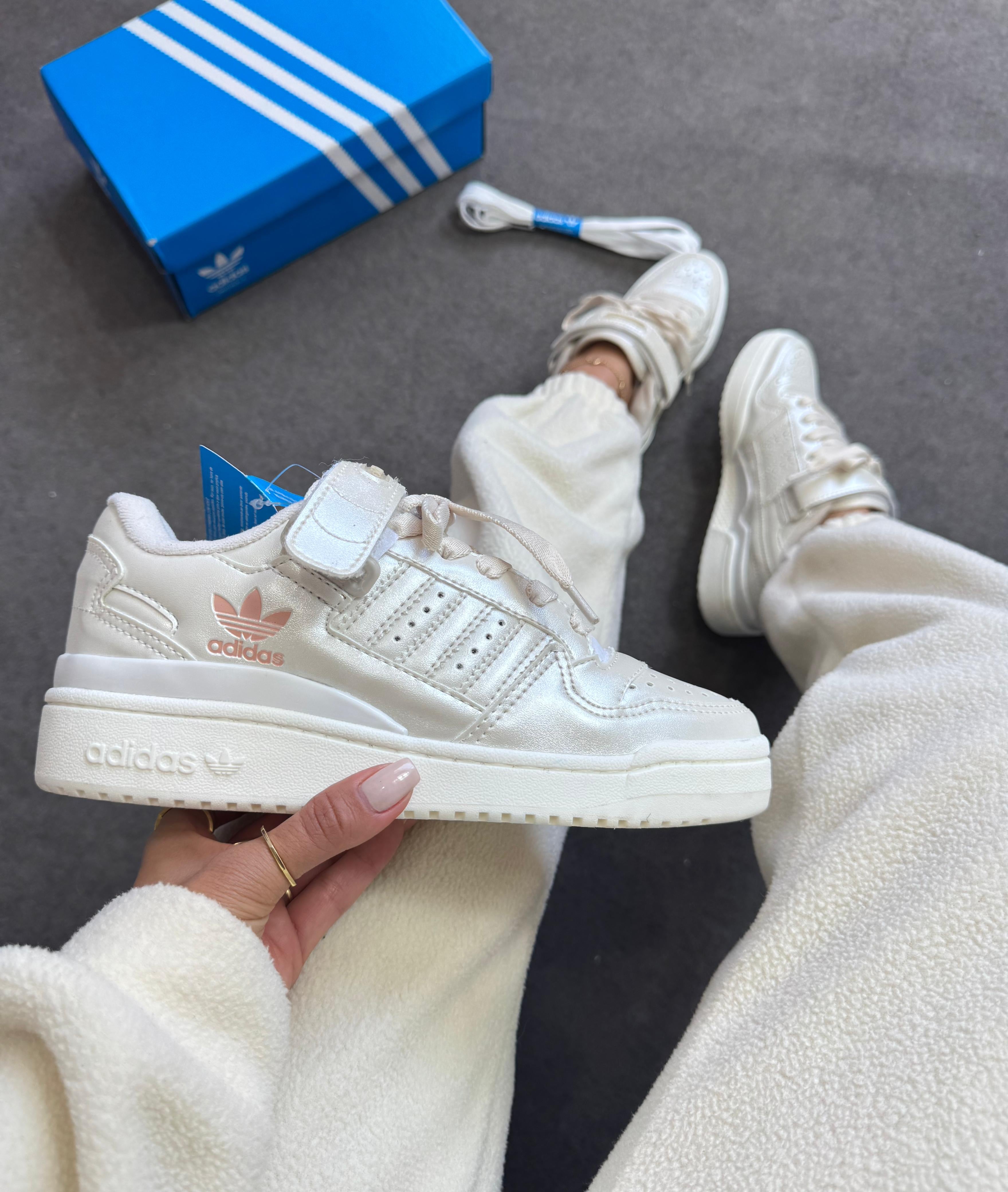 Adidas Fórum Low - Pérola