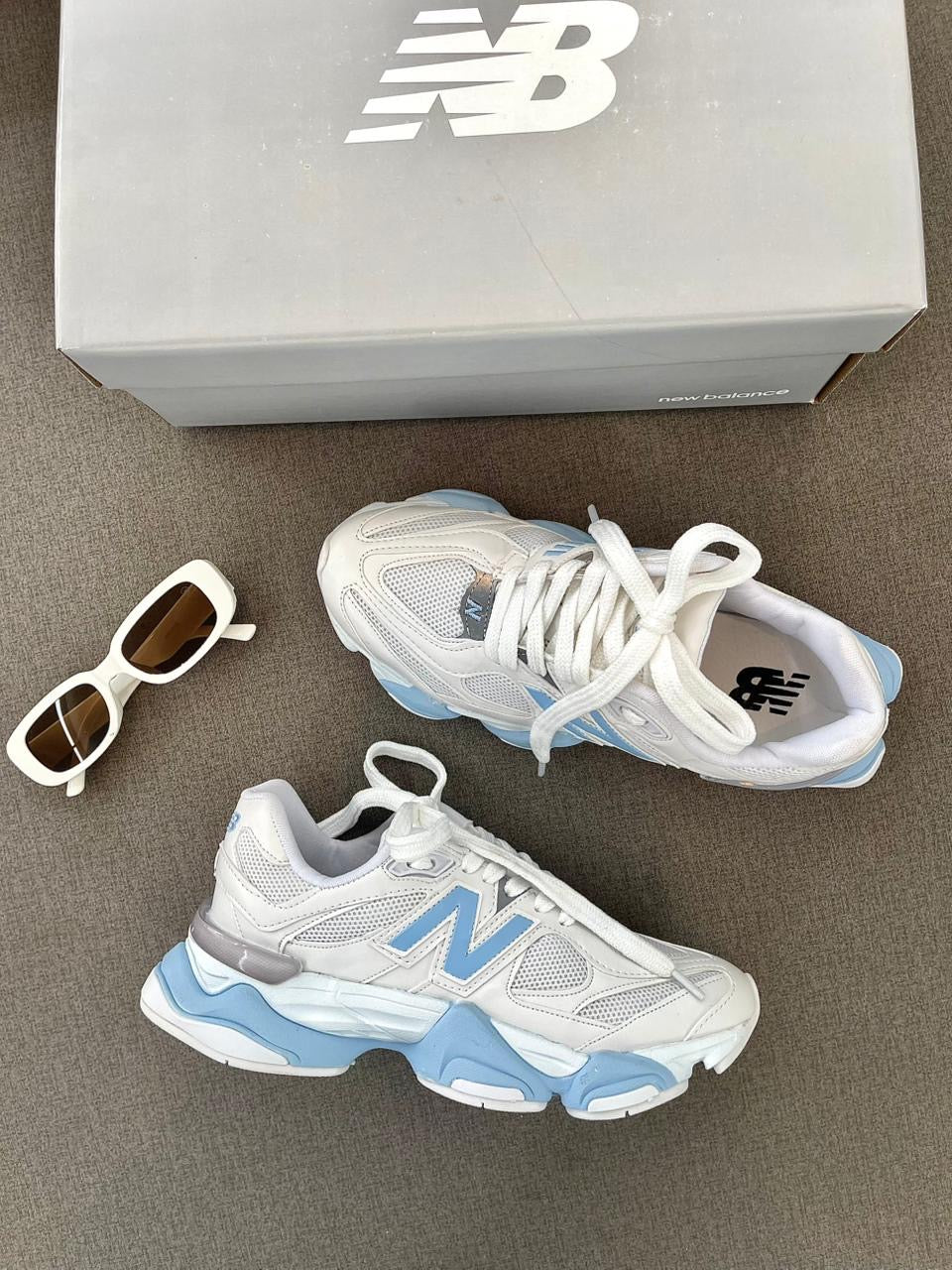 New Balance 9060