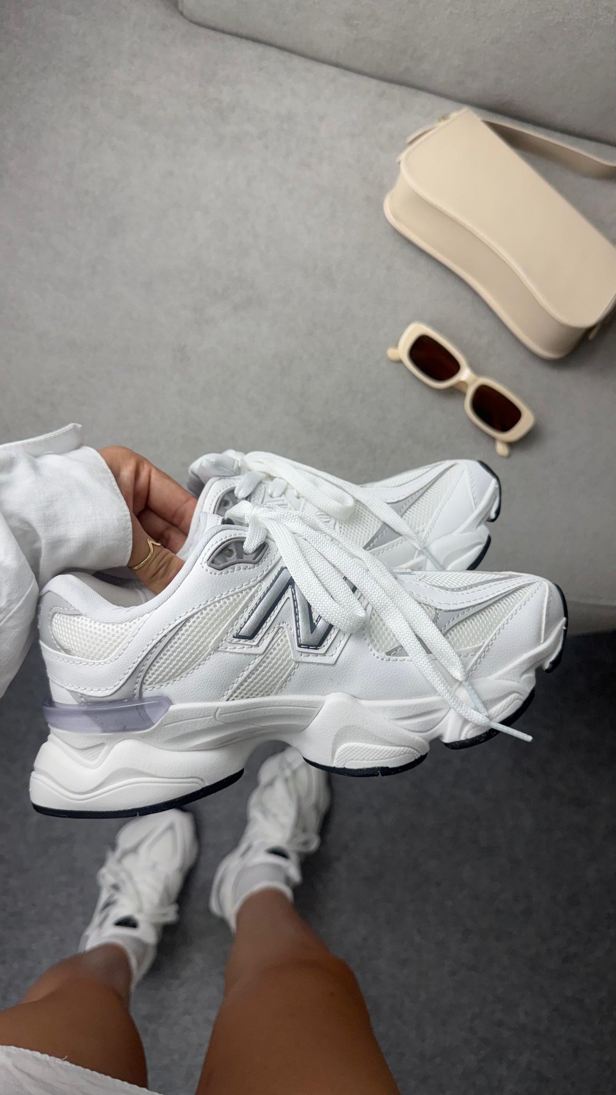 New Balance 9060 Nacional - Branco/Cinza