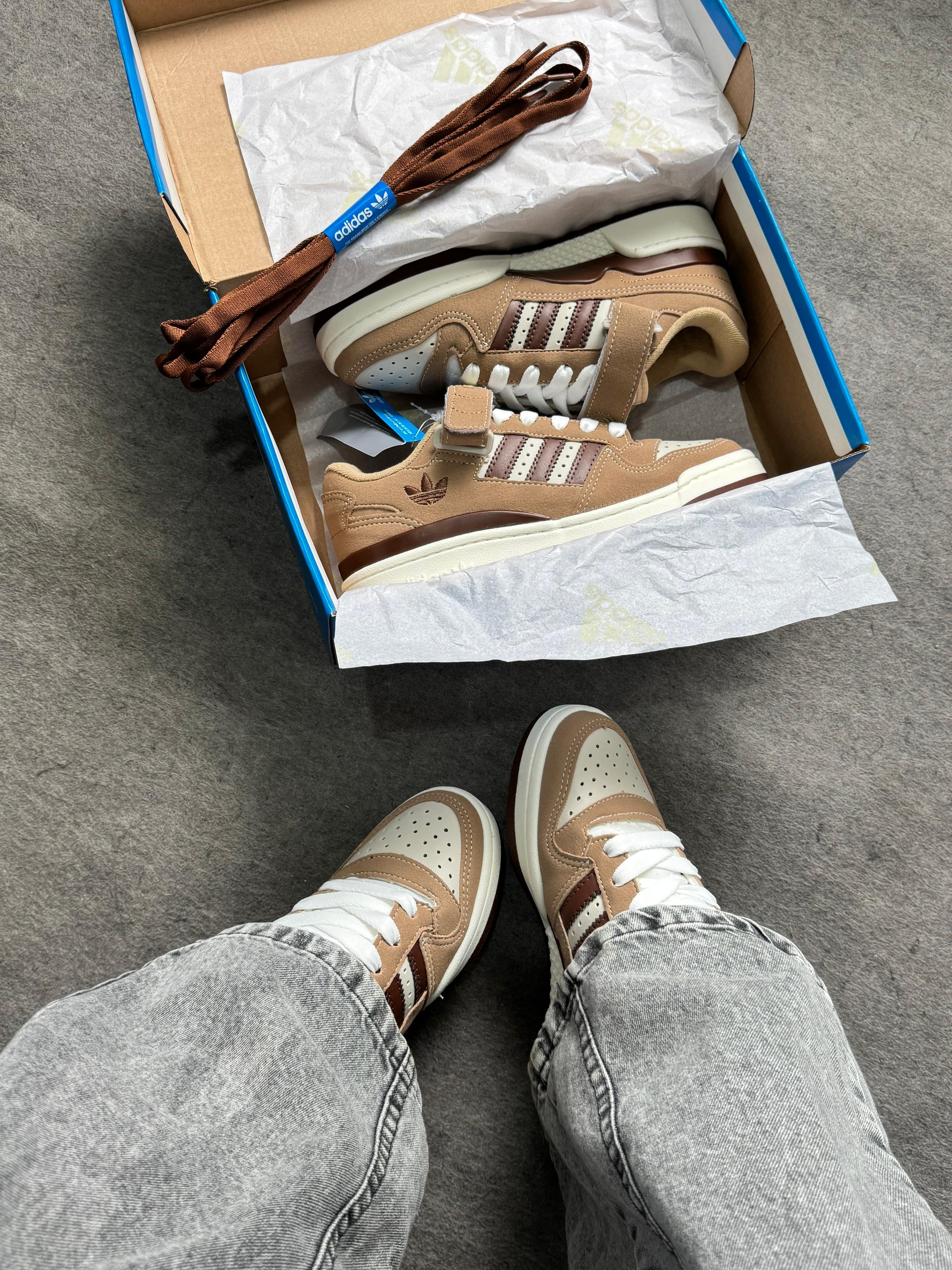 Adidas Fórum Low - Marrom