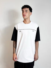 Camisa Oversized Bombeck - Branca/Preto